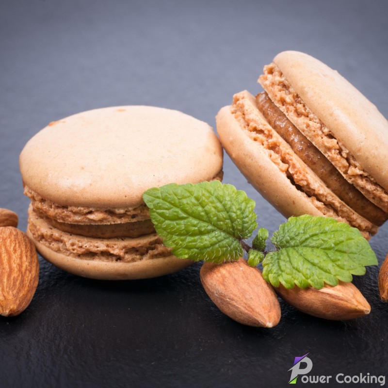Almond macaroons with extra-fine mix macaroons Almond macaroons with extra-fine mix macaroons